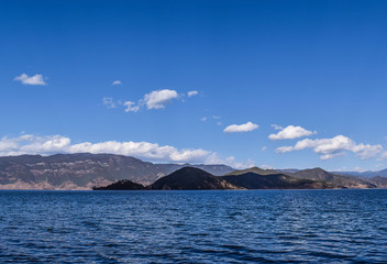 Fototapeta na wymiar Mountain and lake