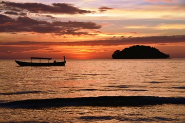 Fototapeta na wymiar Sonnenuntergang in Sihanoukville 