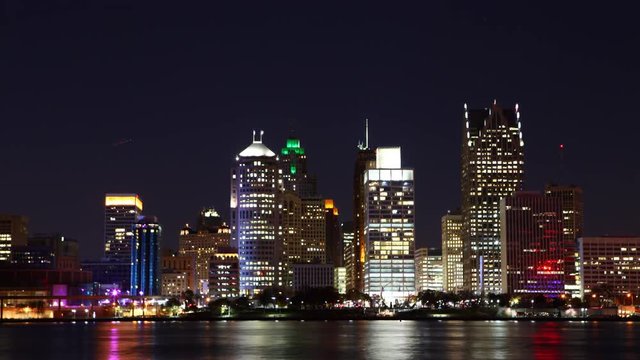 4K UltraHD Timelapse of the Detroit, Michigan skyline at night