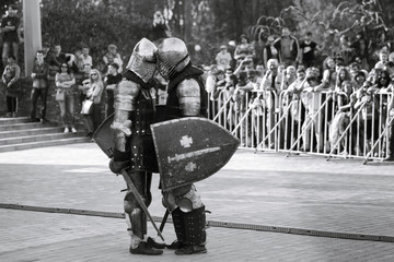 Obraz premium Two knights forehead against the forehead deciding to attack