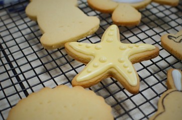 How to make a cookies decorations 