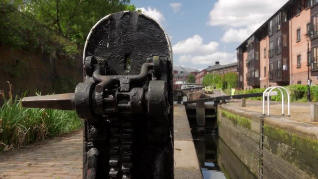 Canal lock gate mechanism.
