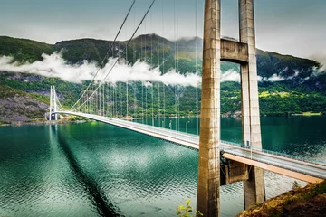 Runde Wanddeko Brücken Hardangerbrücke. Hardangerbrua. Norwegen, Skandinavien.