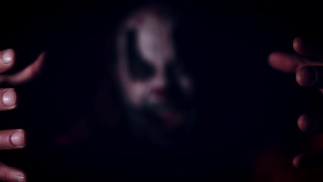 4k Halloween Horror Clown Man Shouting