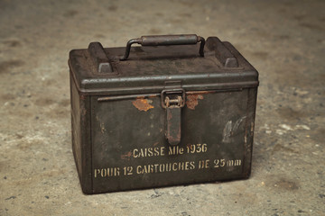 caisse à cartouches vintage