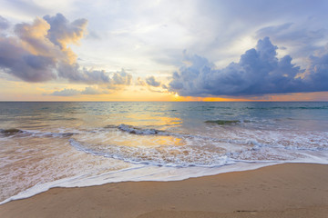 Fototapeta premium Andaman sea landscape scenery in twilight with colorful sunset dramatic sky and cloud.
