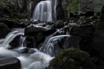 Obraz premium Lumsdale Waterfall