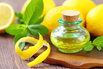 Essential aroma oil with mint and lemon