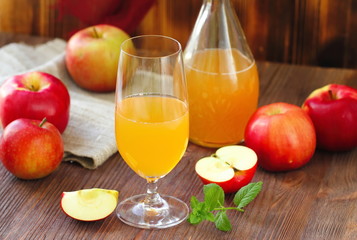Apple cider in glass