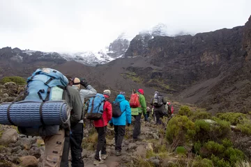Papier peint adhésif Kilimandjaro Track on Kilimanjaro on the Machame Route Whiskey. 4 day