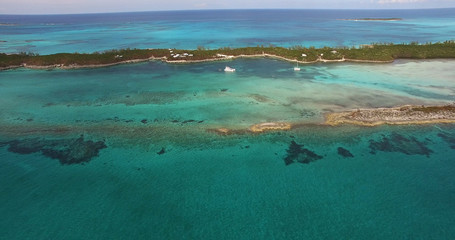 Obraz premium Aerial View of Bahamas Paradise Islands 