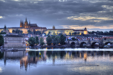 Fototapeta na wymiar Prague castle from Charles bridge