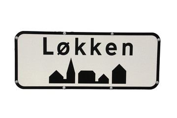 Ortseingangsschild von Lökken, in Nord-Dänemark