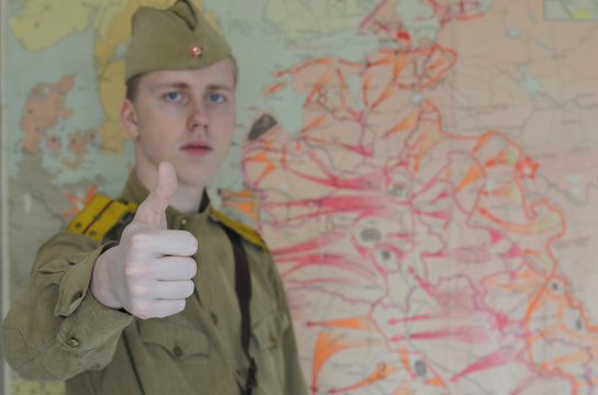 russian soldier with thumb up