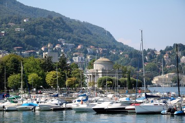 Fototapeta na wymiar Como at Lake Como, Lombardy Italy 