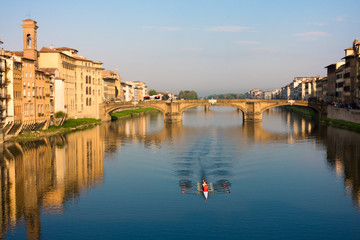 Fototapeta na wymiar view of Arno river at the Florence
