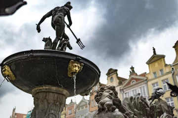 Photo sur Plexiglas Fontaine Old Town historic fountain in Gdansk