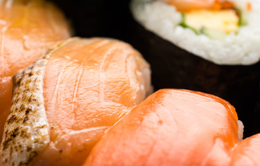 fresh japanese salmon sushi roll