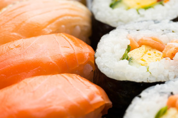 fresh japanese salmon sushi roll