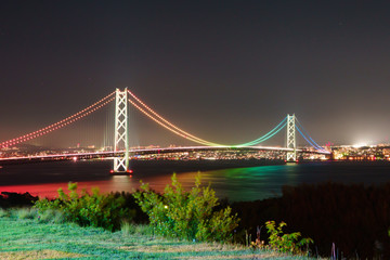 Fototapeta na wymiar 淡路島から見た明石海峡大橋