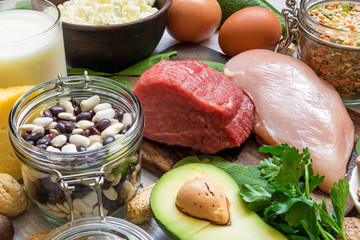 Natural products rich in vitamin B6 and protein