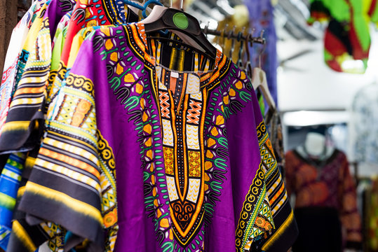 Traditional African Clothing Images – Browse 183,947 Stock Photos