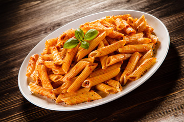 Pasta with tomato sauce