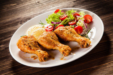 Roast drumsticks with vegetables