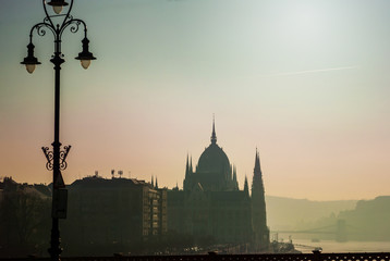 Obraz na płótnie Canvas Silhouette of the parliament building in Budapest