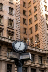Fototapeta na wymiar Martinelli building with a clock / old downtown / Sâo Paulo / Brazil