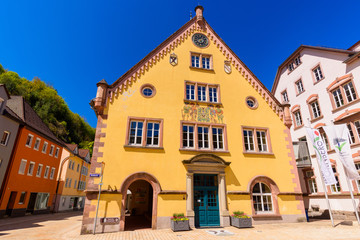 Historisches Rathaus von Hornberg im Gutachtal im Schwarzwald