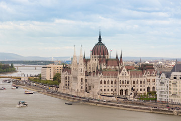 Obraz premium Ungarisches Parlament - Budapest