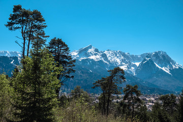 Zugspitze und Alpspitze