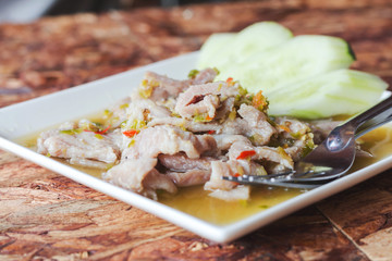 Grilled pork with chili sauce