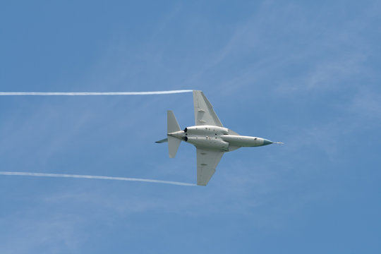 Italian aircraft aerobatic demonstration team performing at Singapore Air Show 2010