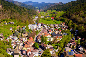 Fototapeta na wymiar Der kleine Ort Hornberg gelegen im Gutachtal im Schwarzwald