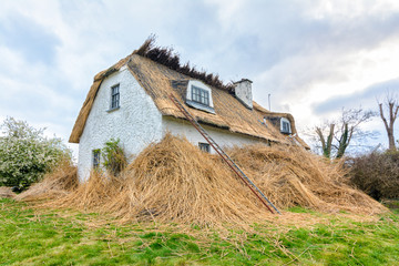 english thatched cottage