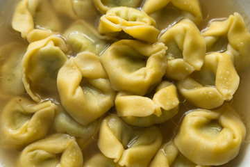 Tortellini in brodo, cucina Italiana