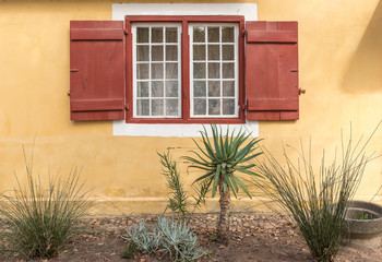 Garden and window of a parsonage in Genadendal