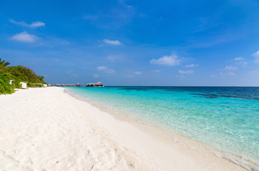 Fototapeta na wymiar Beautiful tropical beach at Maldives