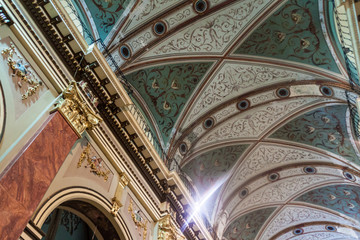 Fototapeta premium SALTA, ARGENTINA - APRIL 9, 2015: Interior of Cathedral Basilica and Sanctuary of the Lord and the Virgin of the Miracle in Salta, Argentina.