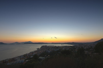 vista di Ischia da Napoli