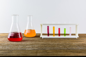 Chemical laboratory glassware