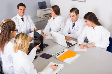 Fototapeta premium Discussion of research work.