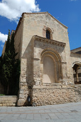 Fototapeta na wymiar Iglesia de San Clemente en Segovia, Castilla León