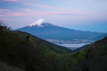 Naklejka na ściany i meble 御坂峠から望む富士山