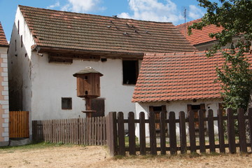 Das historische Dorf Holasovice © kstipek