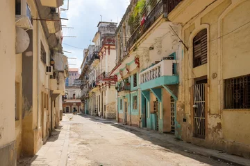 Türaufkleber Typische Straße in Havanna, Kuba © stefanie