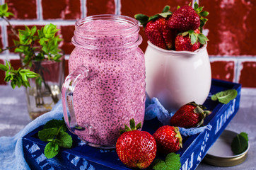 Smoothies with chia seeds