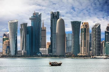 Fotobehang Die Bucht und Skyline von Doha, Katar © moofushi